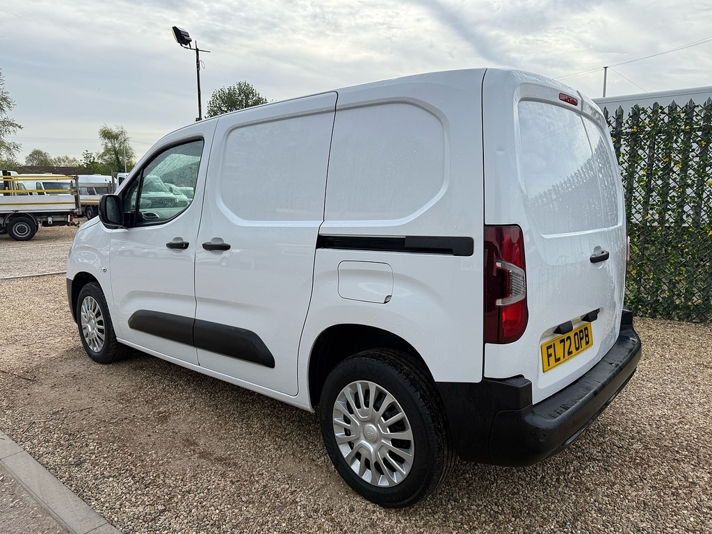 Toyota Proace City 1.5 Bluehdi Icon L1 H1 Swb Panel Van - White FL72OPB White #3