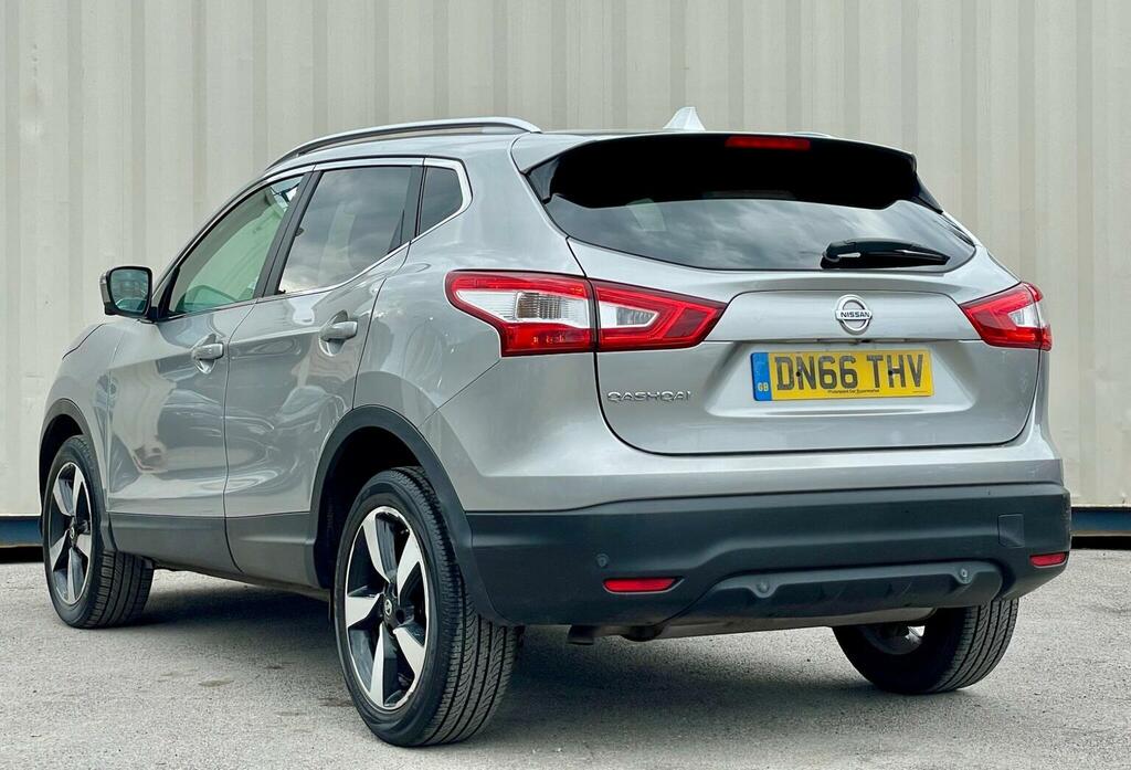 Nissan Qashqai Suv 1.5 Dci N-connecta 2Wd Euro 6 Ss 2016 DN66THV Silver #3