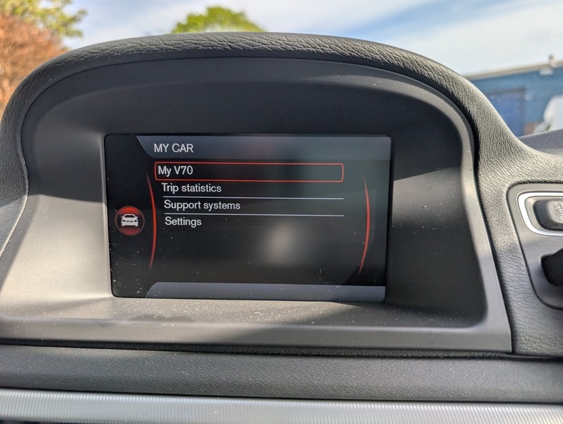 Volvo V70 Se Lux Red #5