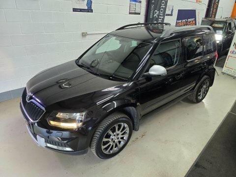 Skoda Yeti 2014 64 1.2 LV64UJK Black #4