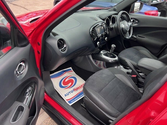 Nissan Juke N-connecta Dig-t EJ67OAB Red #4