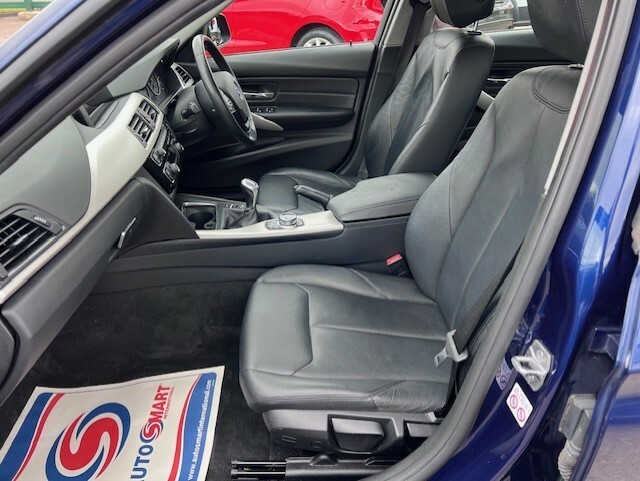 BMW 3 Series Ed Plus GY67EZW Blue #5