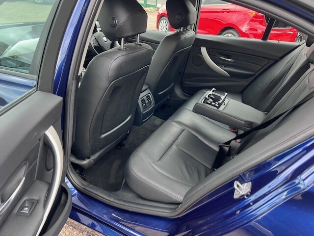 BMW 3 Series Ed Plus GY67EZW Blue #6