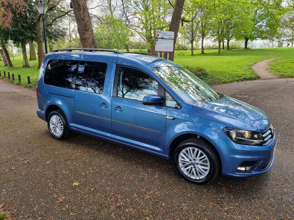 Volkswagen Caddy Maxi Life Mpv 2.0 Tdi Bluemotion Tech Dsg Euro 6 Ss Blue #2