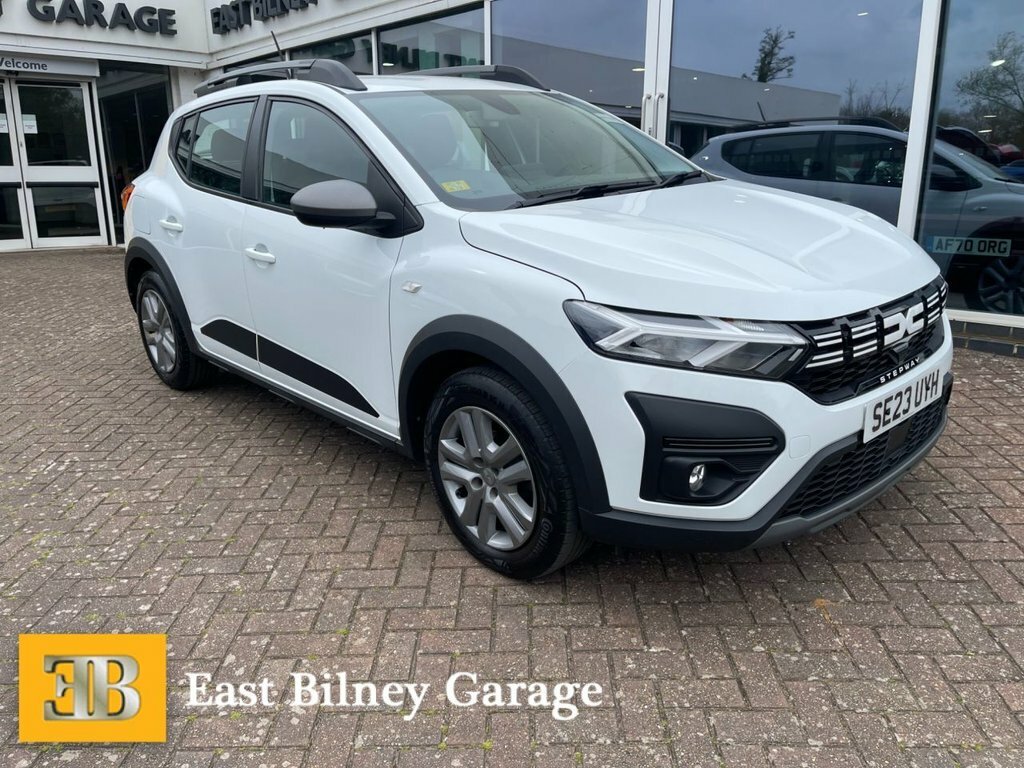 Dacia Sandero Stepway 2023 1.0 Tce Expression Hatchback Manua White