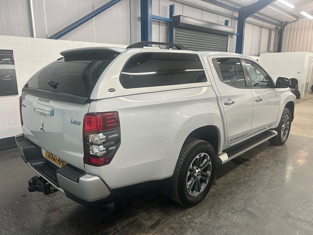 Mitsubishi L200 Di-d Dc Barbarian U3128 Ulez White #5