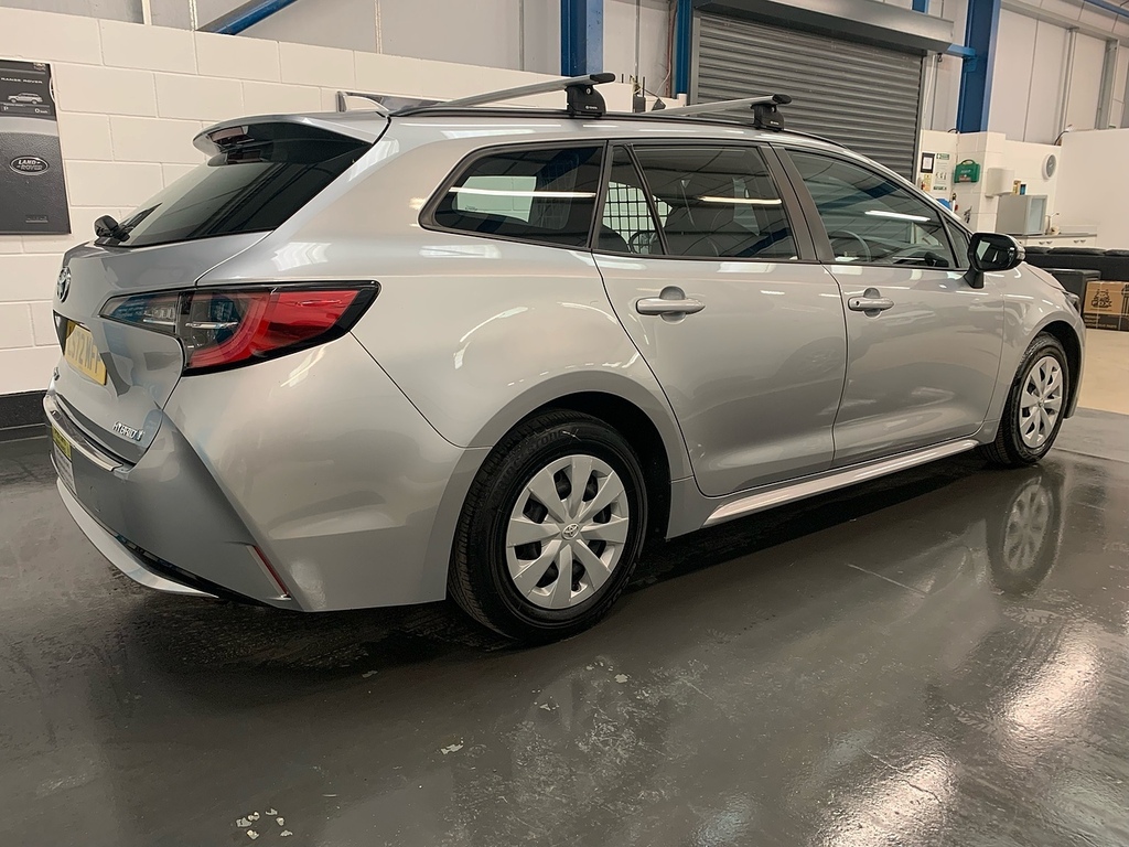 Toyota Corolla Vvt-h U3130 Ulez LS72MFP Silver #2
