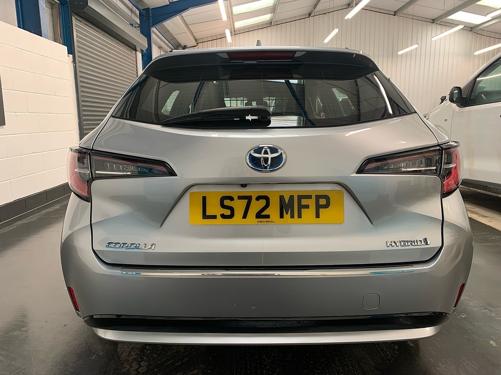 Toyota Corolla Vvt-h U3130 Ulez LS72MFP Silver #6