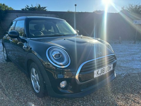 Mini Hatch 1.5 Cooper Euro Black
