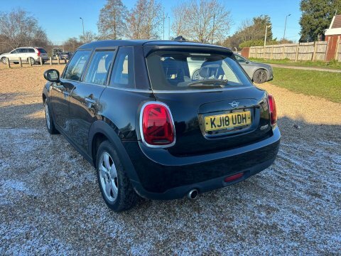 Mini Hatch 1.5 Cooper Euro KJ18UDH Black #6