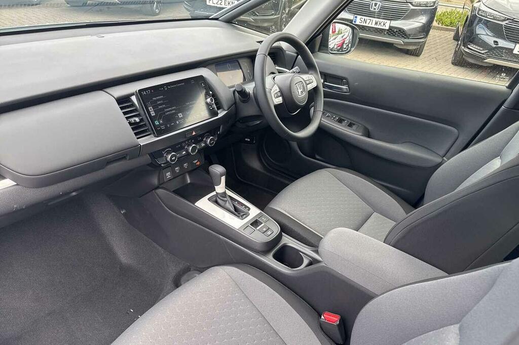 Honda Jazz 1.5 I-mmd Hybrid Elegance Ecvt SN25WGV White #2
