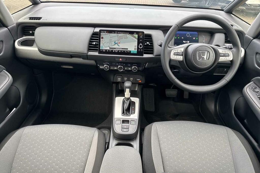 Honda Jazz 1.5 I-mmd Hybrid Elegance Ecvt SN25WGV White #4