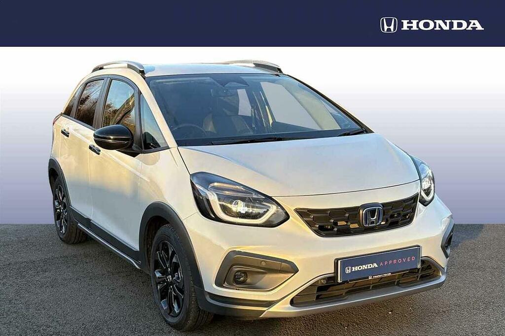 Honda Jazz 1.5 I-mmd Hybrid Crosstar Advance Ecvt White
