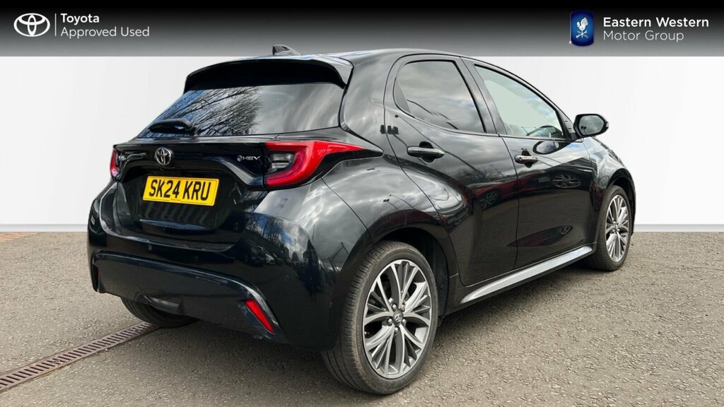 Toyota Yaris 1.5 Vvt-h Excel E-cvt Euro 6 Ss SK24KRU Black #2