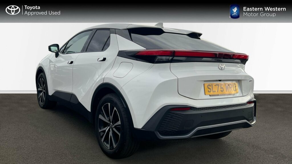 Toyota C-Hr 2.0 Vvt 13.6Kwh Design Cvt Euro 6 Ss SL75WRU White #4