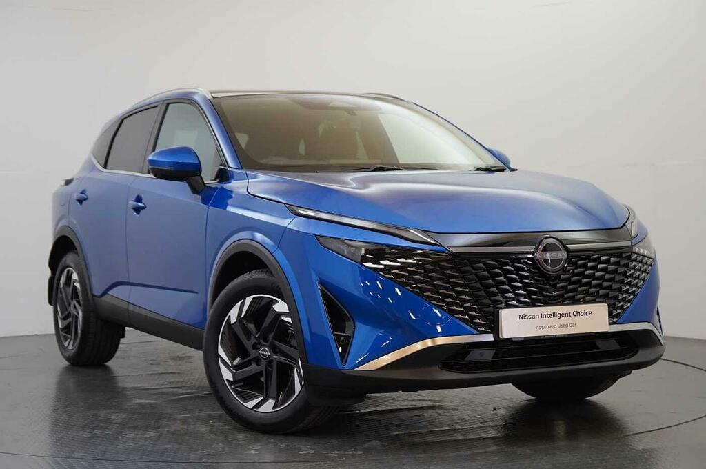 Nissan Qashqai 1.3 Dig-t Mh 158 N-connecta With Glass Roof Blue
