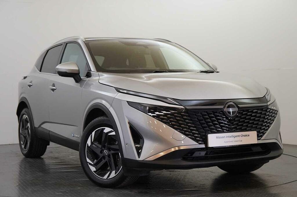 Nissan Qashqai 1.5 190 E-power N-connecta With Glass Roof Pa Silver