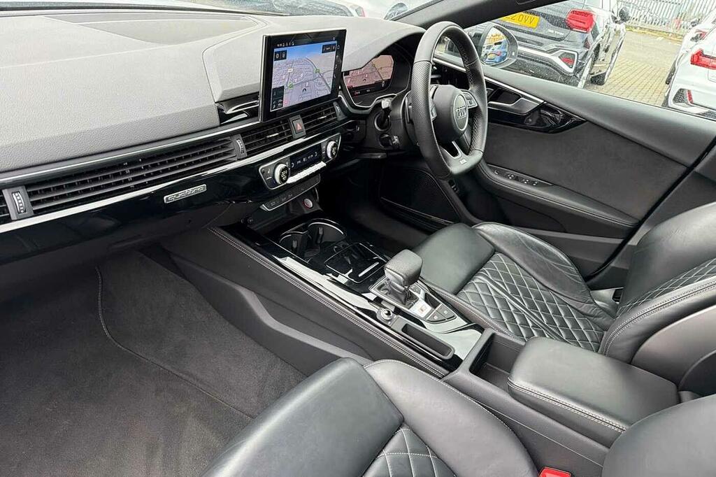 Audi A5 Black Edition Tdi 341 Ps Tiptronic SK23WML White #2