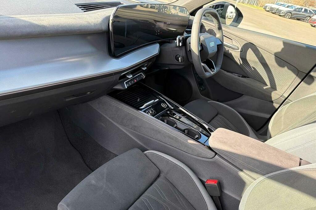 Audi Q3 Suv Launch Edition E-hybrid 272 Ps S Tronic SM75EVY Grey #2