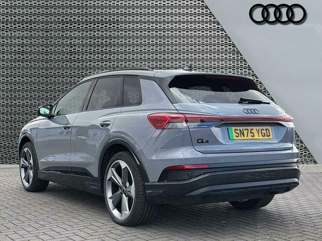 Audi Q4 E Tron Q4 Black Edition 45 E-tron 210,00 Kw SN75YGD Grey #3