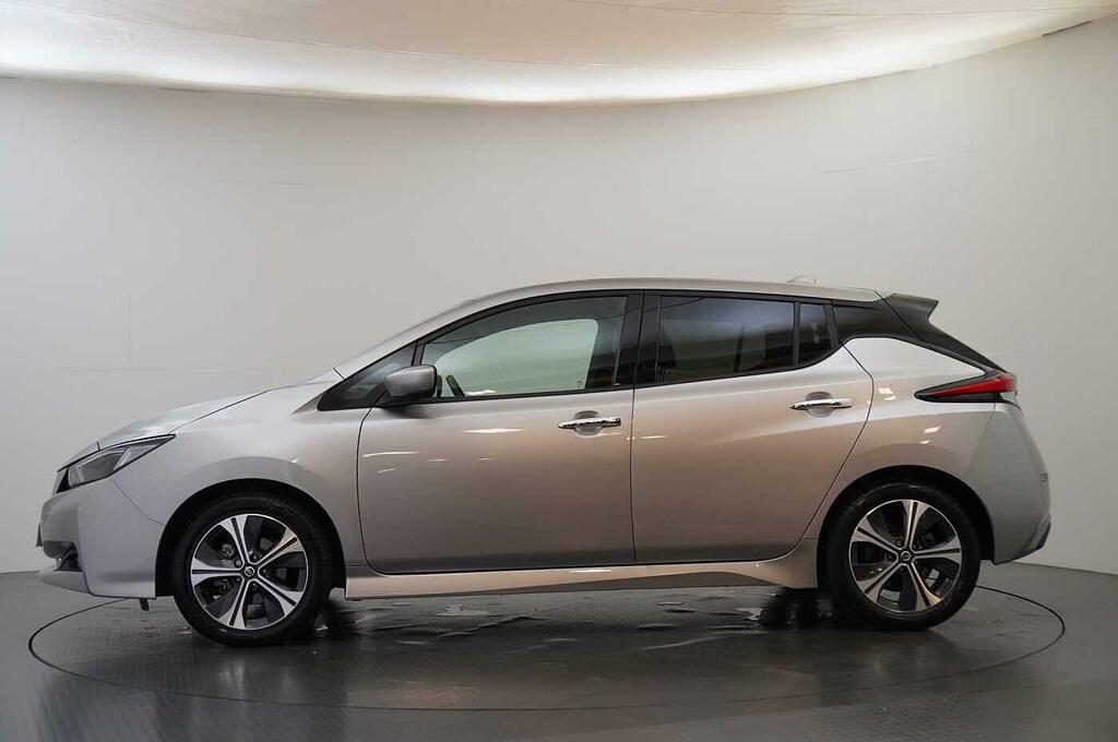 Nissan Leaf 40Kw N-connecta With Sat Nav And 360 View Cam BN22OKU Silver #5