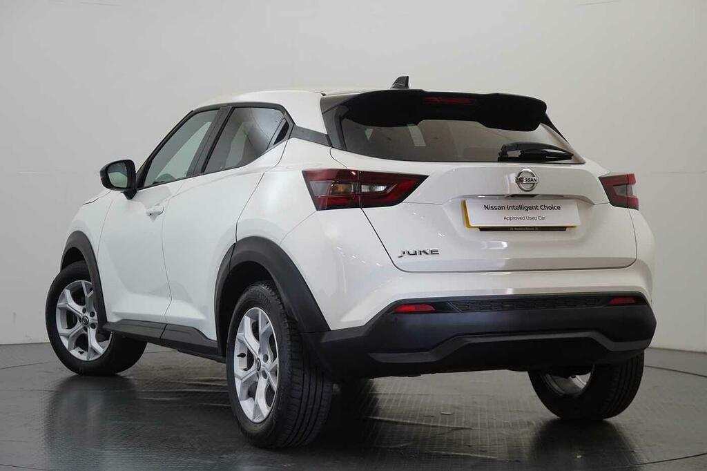 Nissan Juke 1.0 Dig-t 114 N-connecta With Sat Nav And Rear Vie SP21XFX White #3