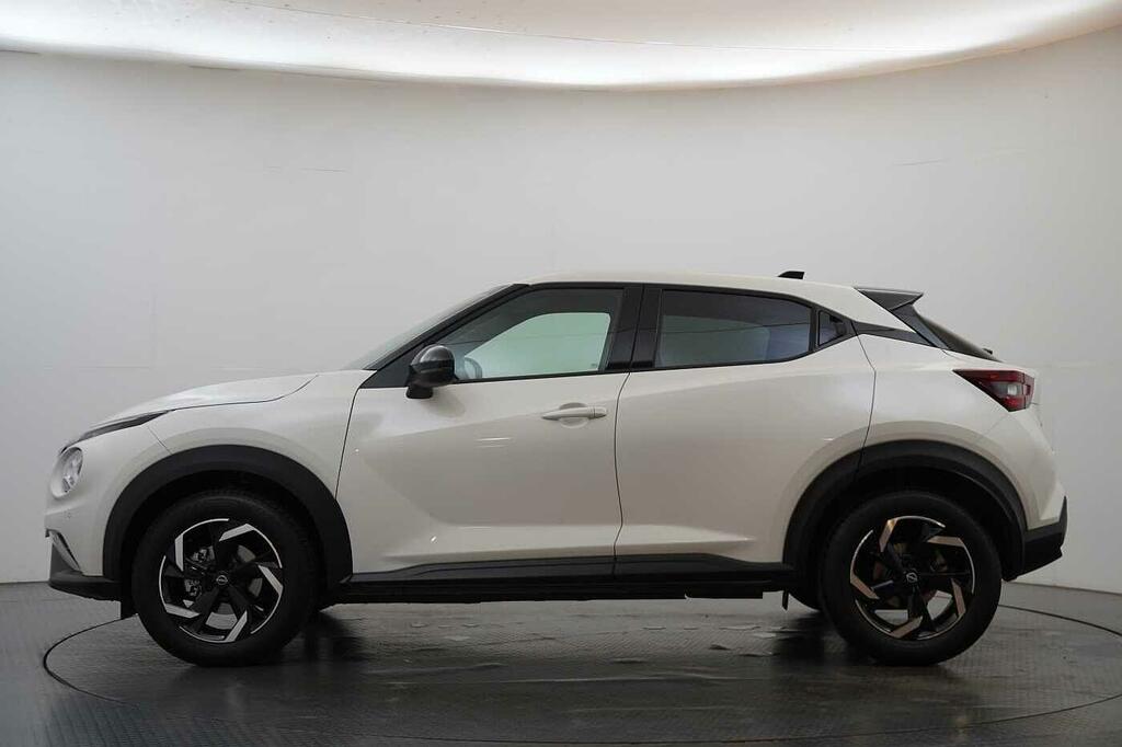 Nissan Juke 1.0 Dig-t 114 N-connecta With Sat Nav And Rear Vie SK23CCF White #5