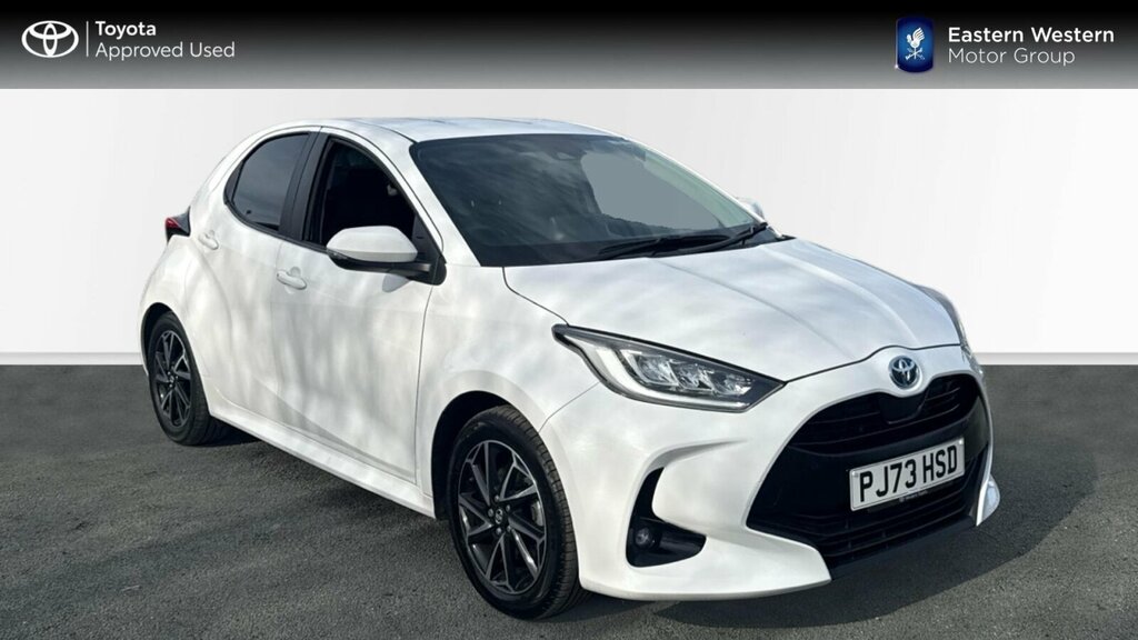Toyota Yaris 1.5 Vvt-h Design Hatchback Hybrid E-cvt White