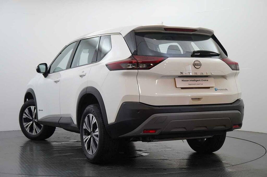 Nissan X-Trail 1.5 E-power 204 Acenta Premium X-tronic With DV24YCD White #3
