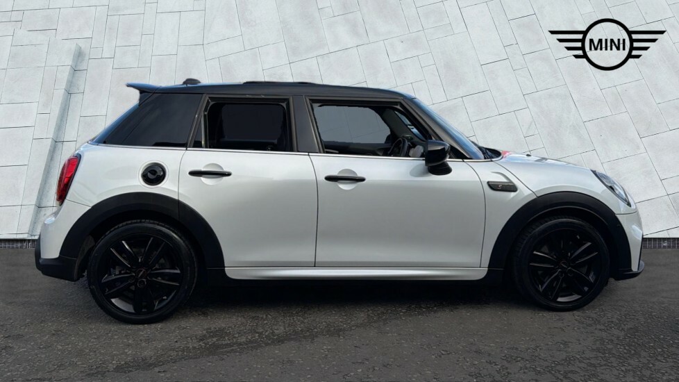 Mini Hatch 5-Door Hatch Cooper S Sport SO73ONZ White #5