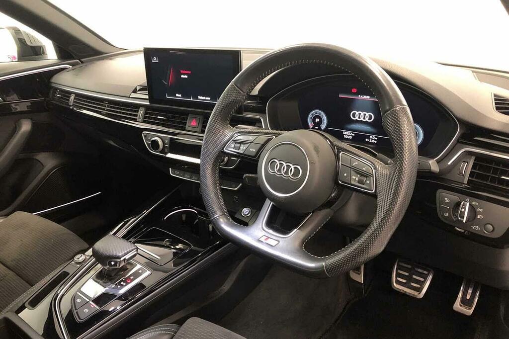 Audi A4 Black Edition 35 Tfsi 150 Ps S Tronic RA69LGC White #6