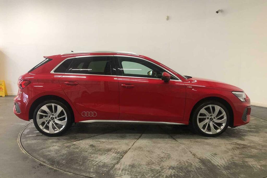 Audi A3 Sportback S Line 40 Tfsi E 204 Ps S Tronic NU22UVP Red #4