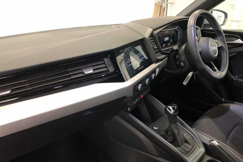 Audi A1 S Line 35 Tfsi 150 Ps S Tronic SL22UGM Grey #2