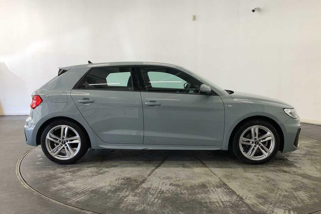 Audi A1 S Line 35 Tfsi 150 Ps S Tronic SL22UGM Grey #4