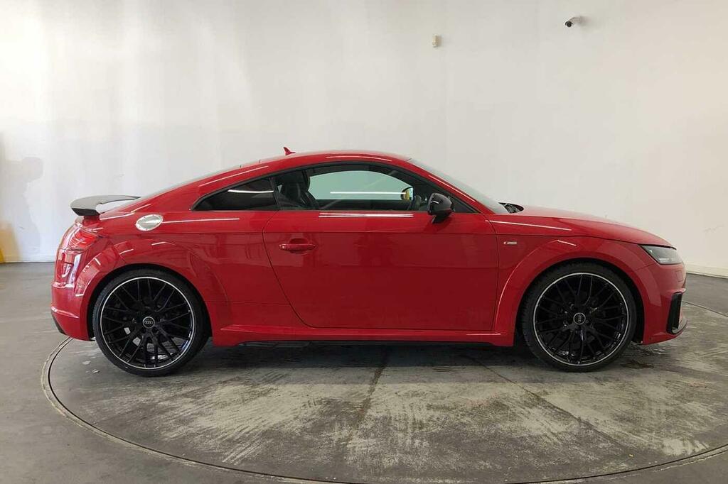 Audi TT Coup- Black Edition 40 Tfsi 197 Ps S Tronic SL70UJT Red #4