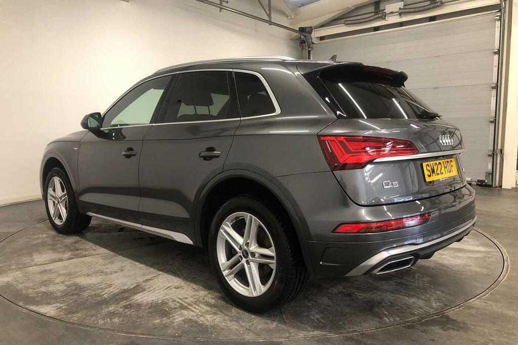 Audi Q5 S Line 40 Tdi Quattro 204 Ps S Tronic SM22HDF Grey #3