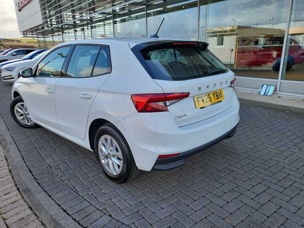 Skoda Fabia 1.0 Tsi 116 Se Edition Dsg FV25YBW White #3