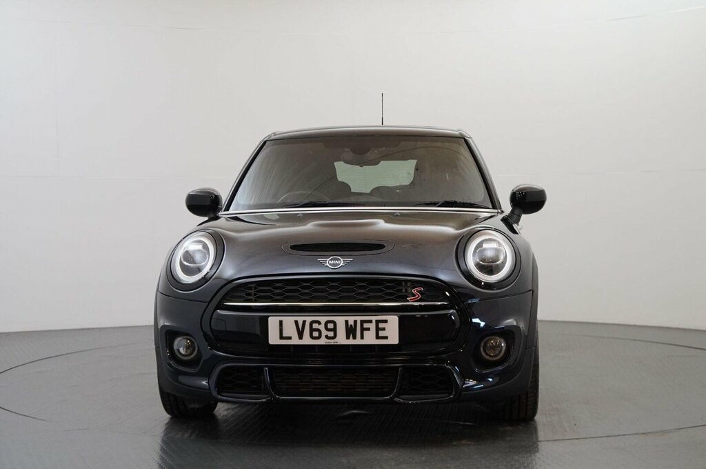 Mini Hatch 5-Door Hatch Cooper S Sport LV69WFE Black #2