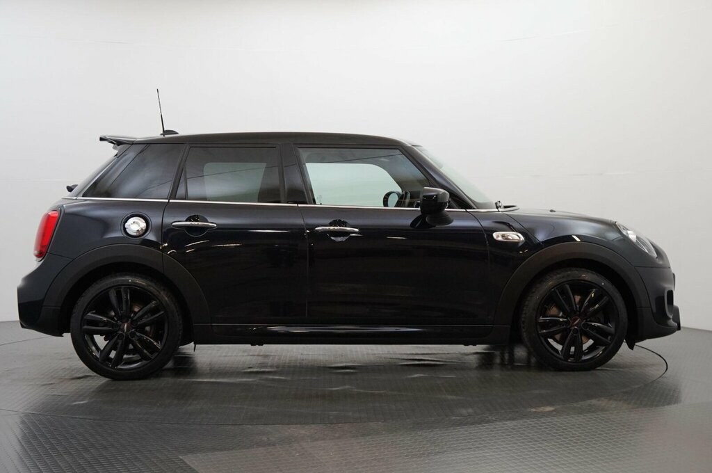 Mini Hatch 5-Door Hatch Cooper S Sport LV69WFE Black #6