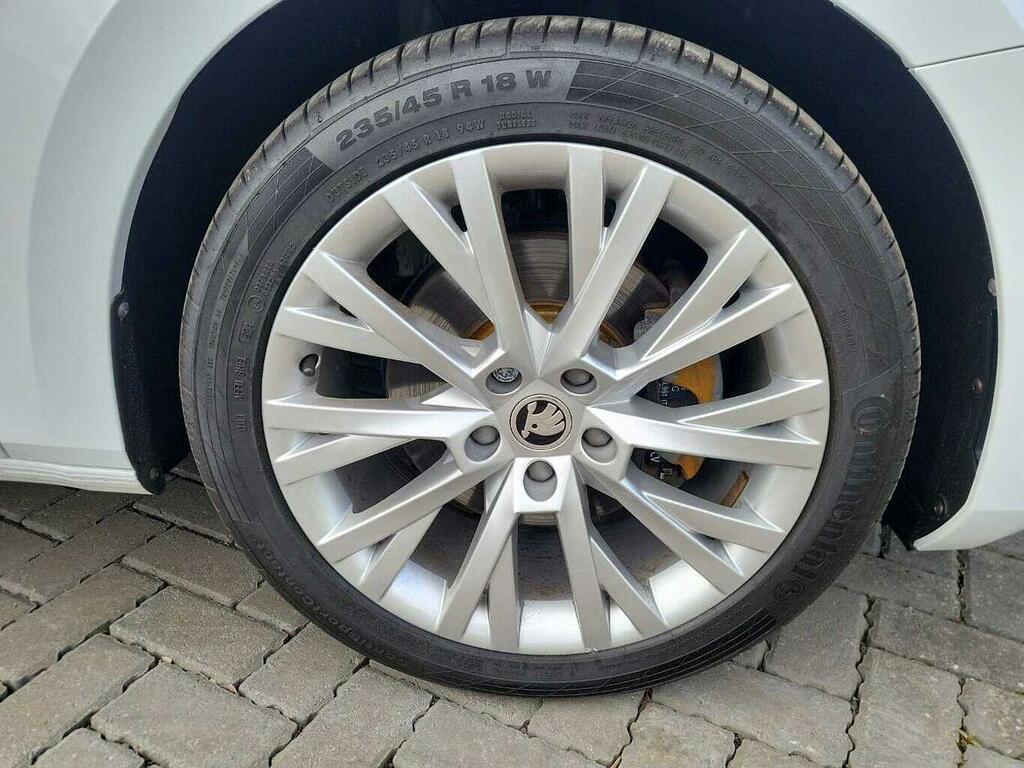 Skoda Superb 2.0 Tsi 190 Se L Dsg FD73WJZ White #5
