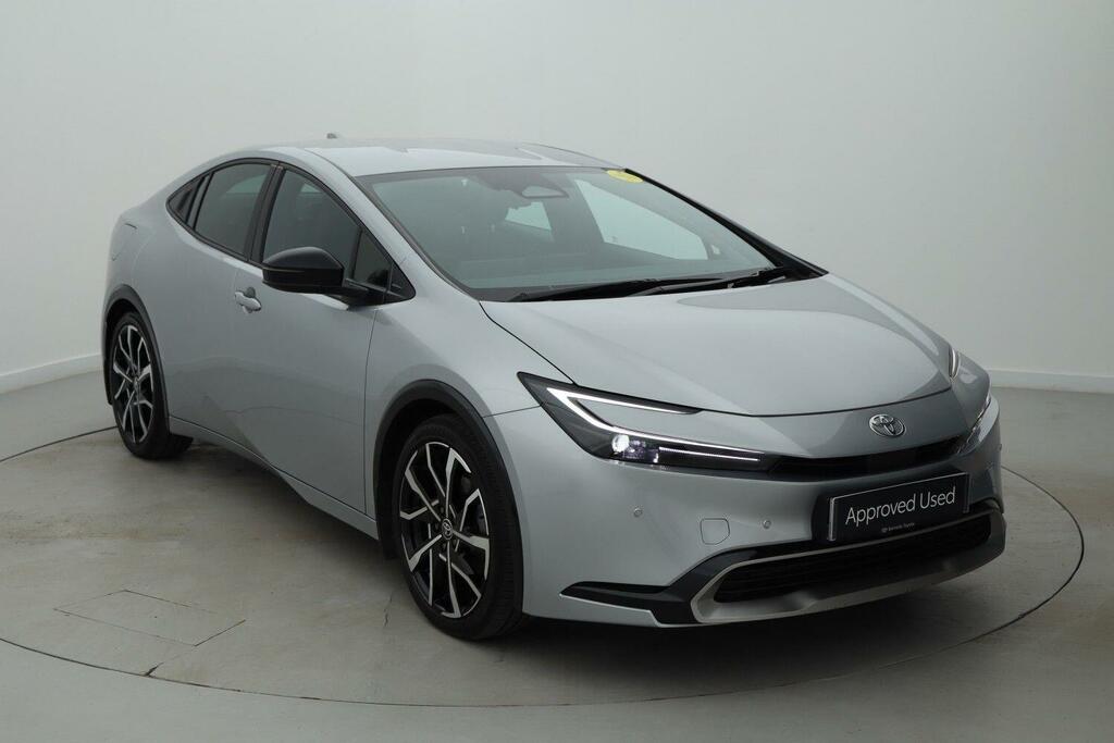 Toyota Prius 2.0 13.6Kwh Excel Hatchback Plug-in Hyb Silver