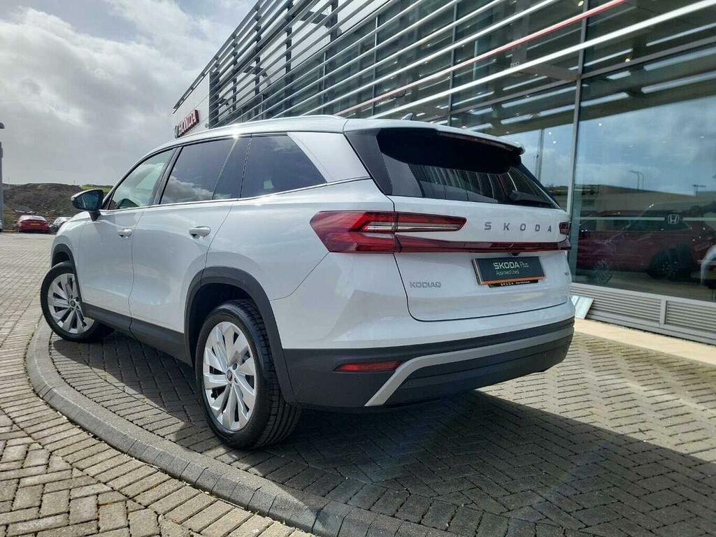 Skoda Kodiaq 2.0 Tsi 204 Se L 4X4 Dsg 7 Seat WP75FML White #3
