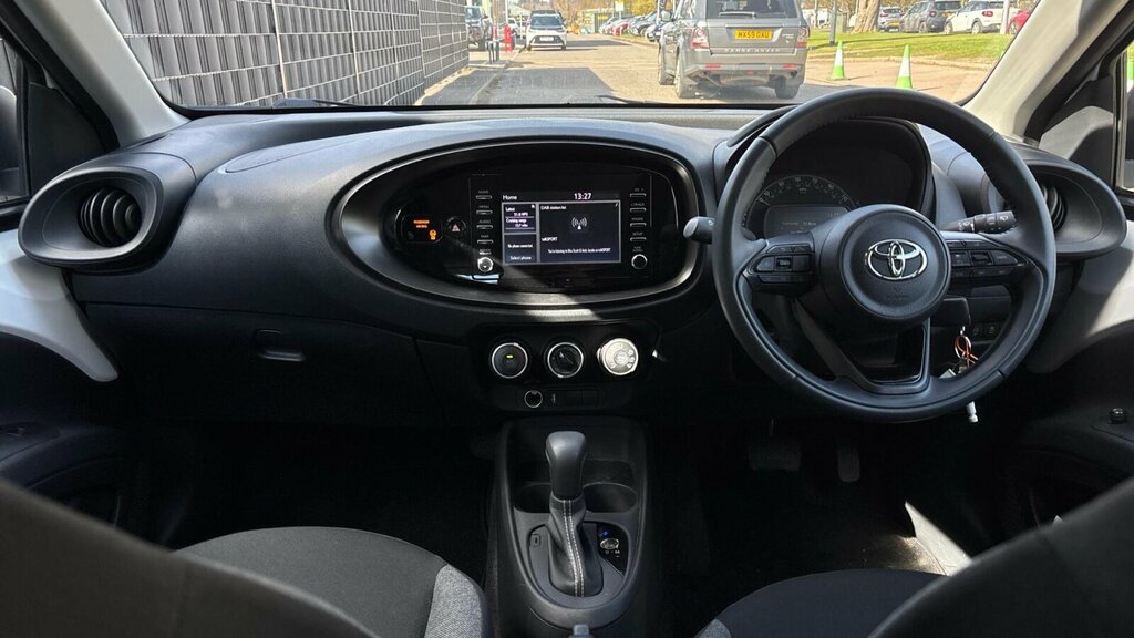 Toyota Aygo X 1.0 Vvt-i Pure X-shift Euro 6 Ss SM73YWP White #6