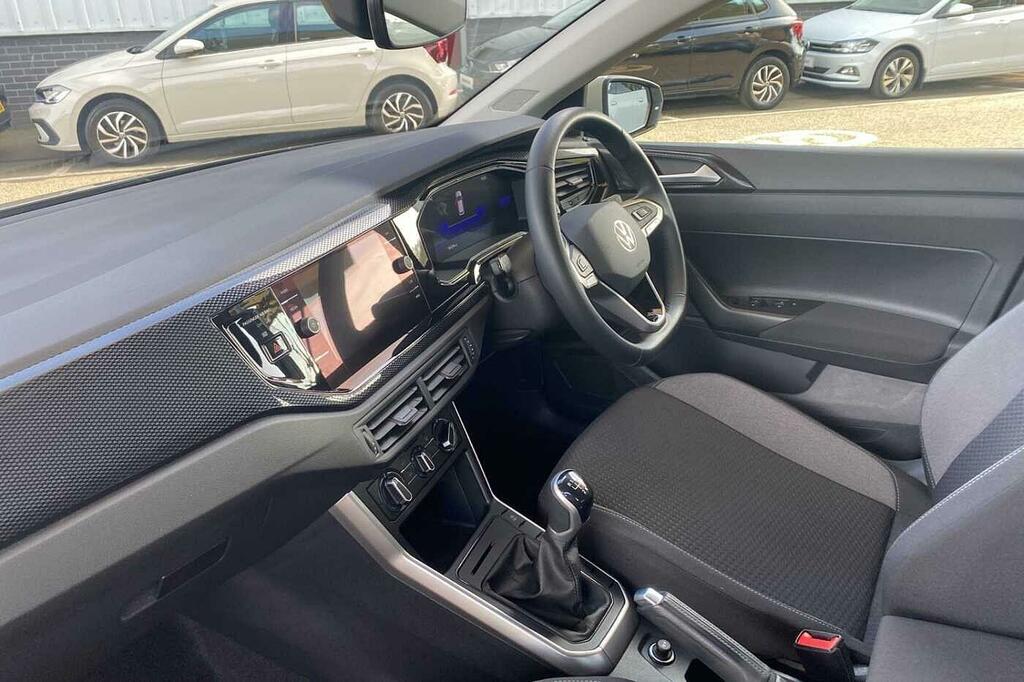 Volkswagen Polo 1.0 Tsi Life SK73JLV Grey #2