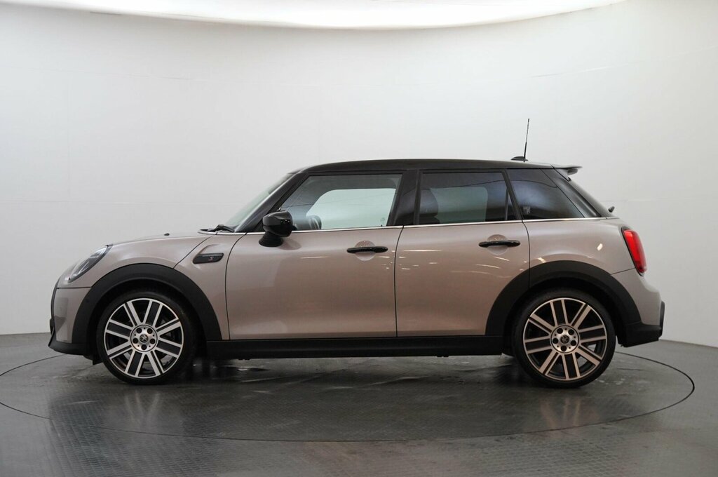 Mini Hatch 5-Door Hatch Cooper S Exclusive SR71EVJ Grey #4