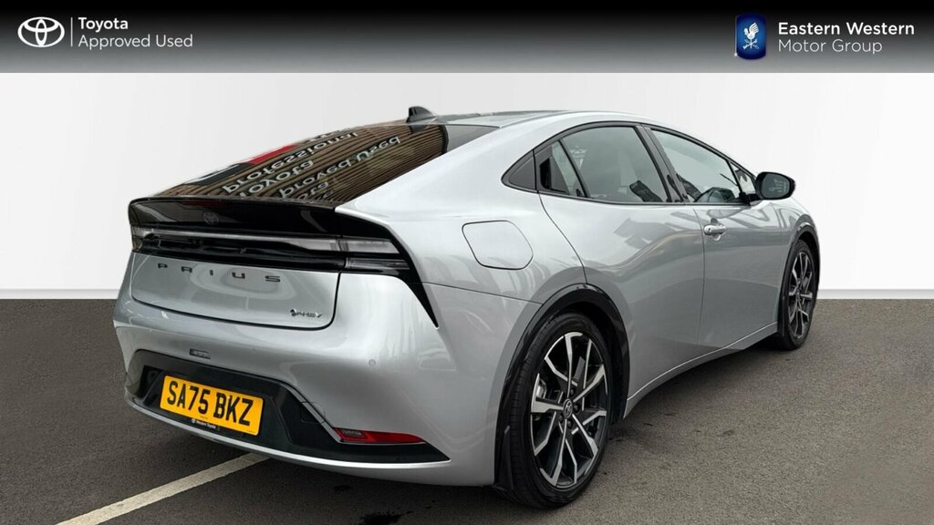 Toyota Prius 2.0 13.6Kwh Excel Cvt Euro 6 Ss SA75BKZ Silver #2