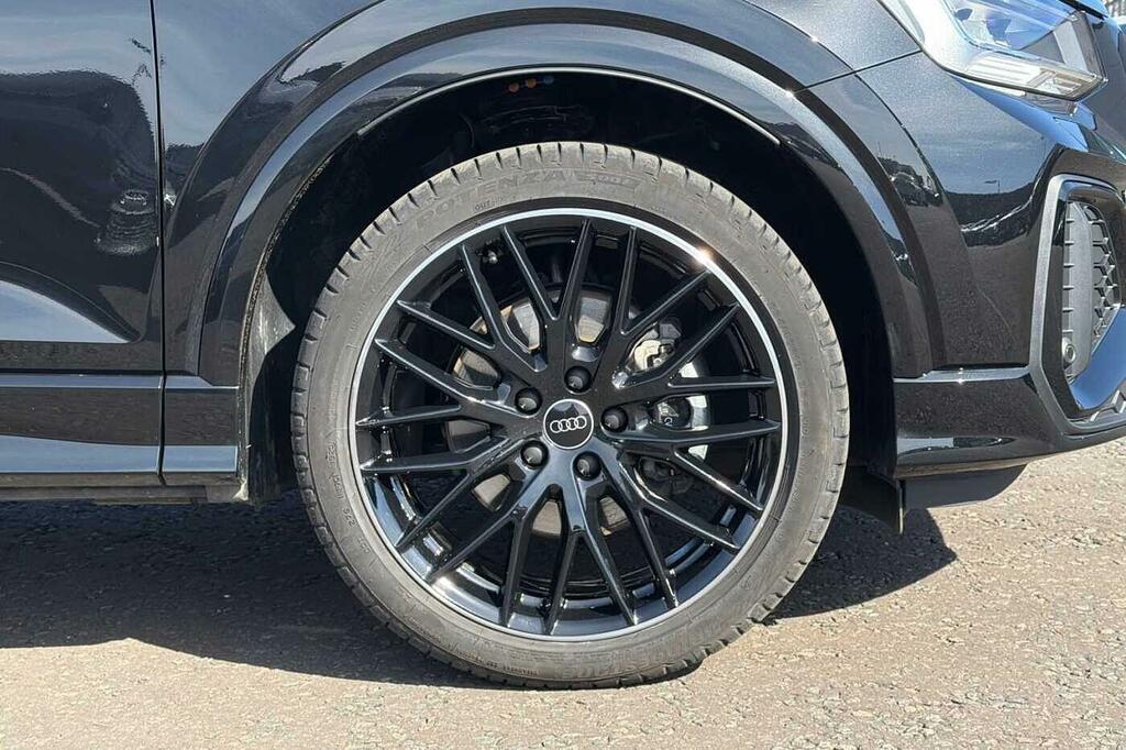 Audi Q2 Black Edition 35 Tfsi 150 Ps S Tronic SN75YBY Black #5