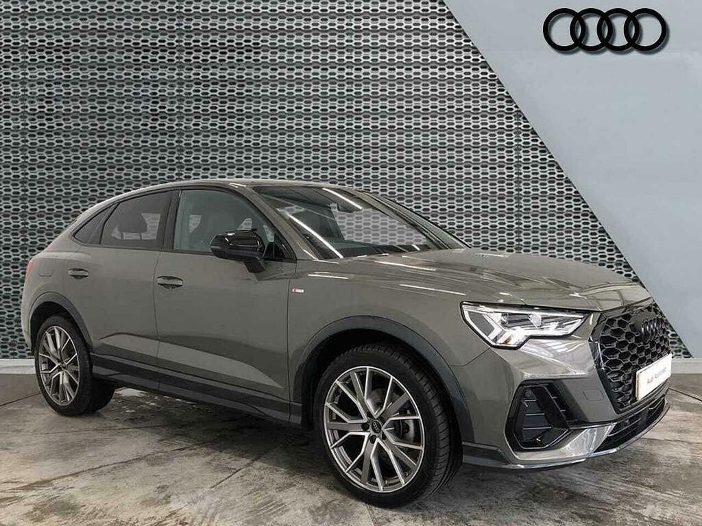 Audi Q3 Black Edition 35 Tfsi 150 Ps S Tronic Grey