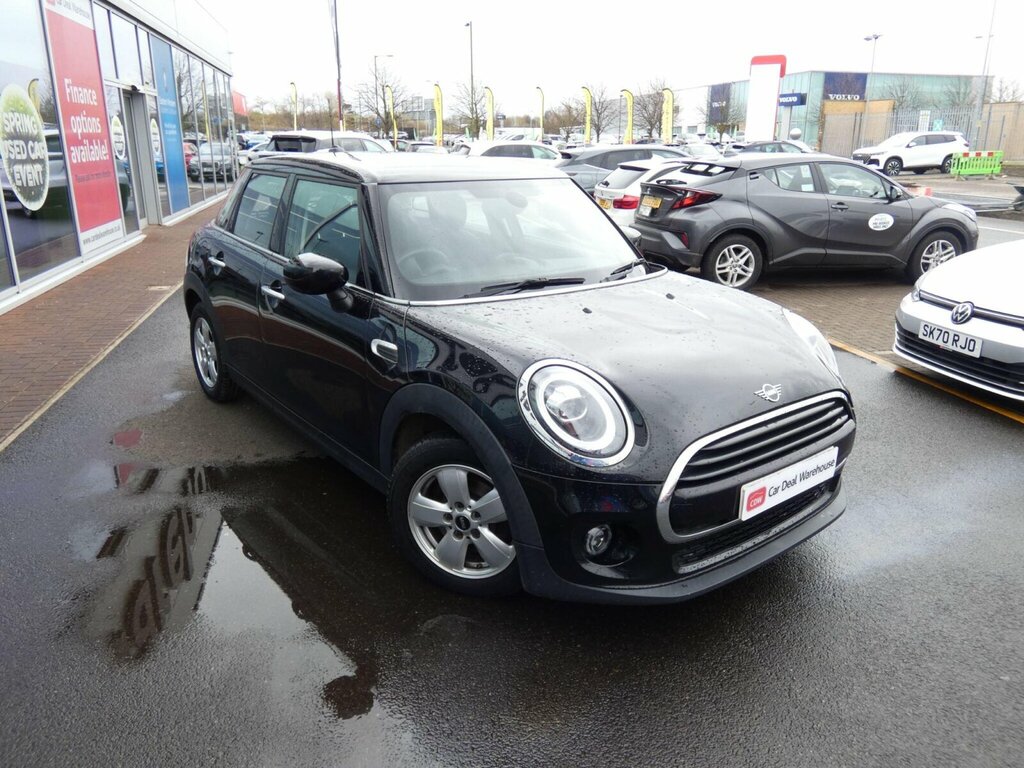 Mini Hatch 1.5 Cooper Classic Steptronic Euro 6 Ss YP20XOR Black
