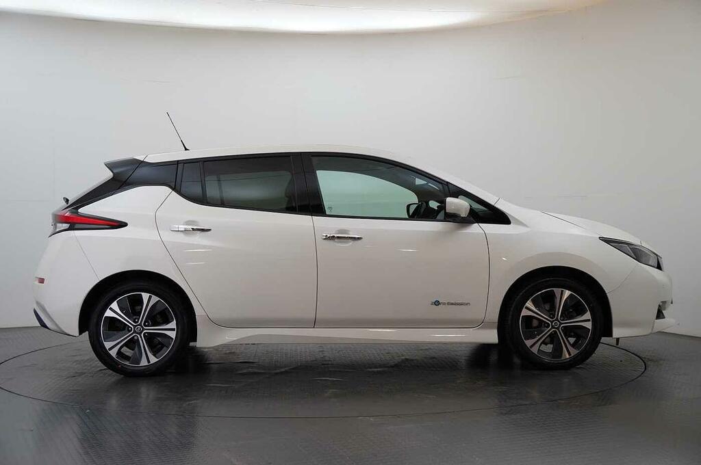 Nissan Leaf 40Kw N-connecta With Sat Nav And 360 Around V HF22XEA White #6